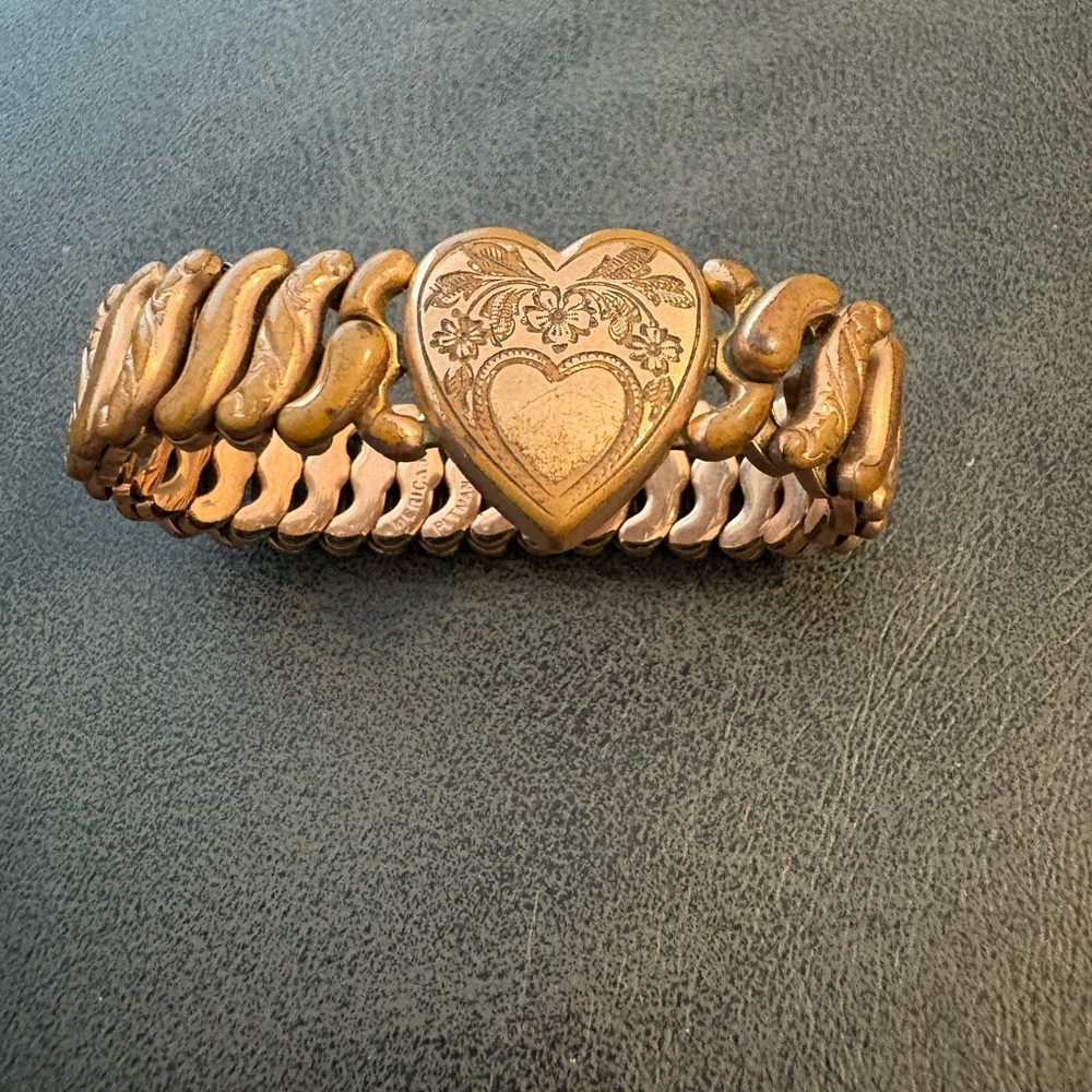 Vintage Pitman & Keeler American Queen Stretch Bracelet